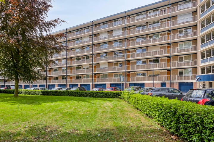 Kruiskampsingel 161 in 's-Hertogenbosch foto