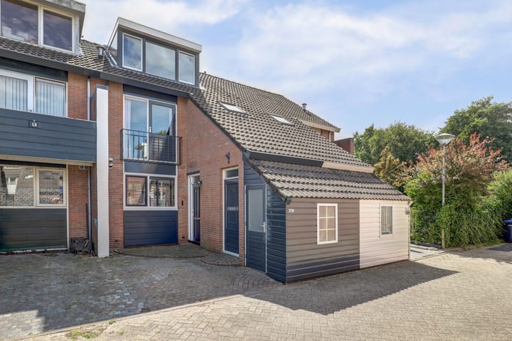 Kruiszwin 3716 in Julianadorp foto