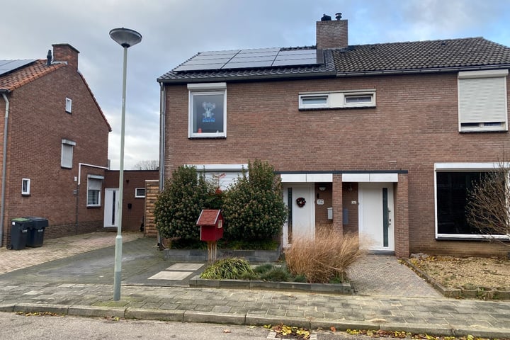 Kwartelstraat 12 in Geleen foto