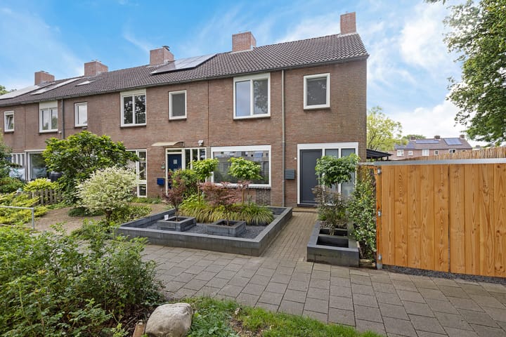 Kwartelstraat 7 in Norg foto