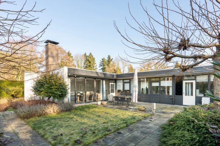 Laan van de Marel 10 in Emmen foto