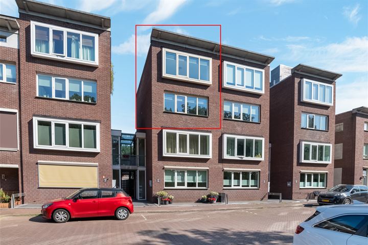 Laan van Kernhem 47 in Ede foto