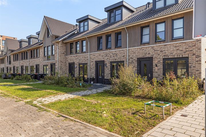 Laan van Londen 1878 in Dordrecht foto