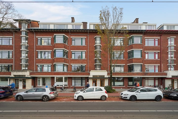 Laan van Meerdervoort 1202 in 's-Gravenhage foto