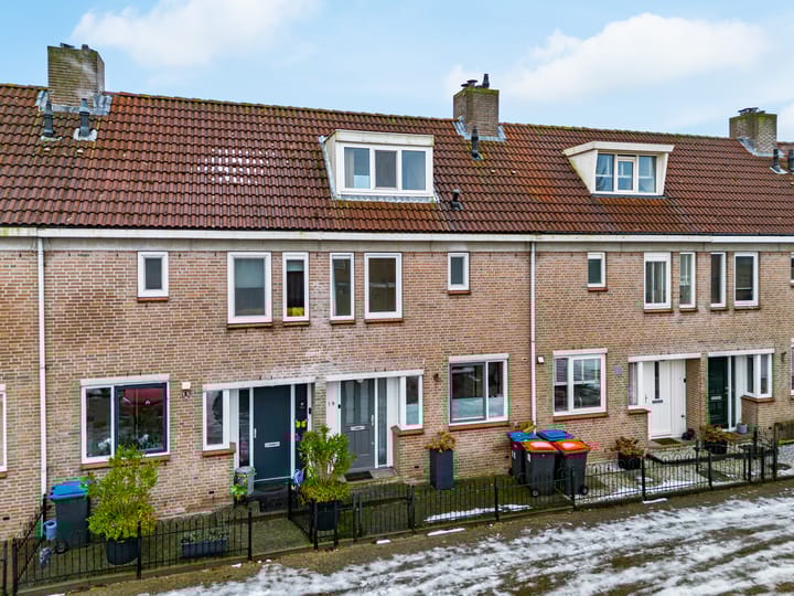 Laan van Meerwijk 19 in Uithoorn