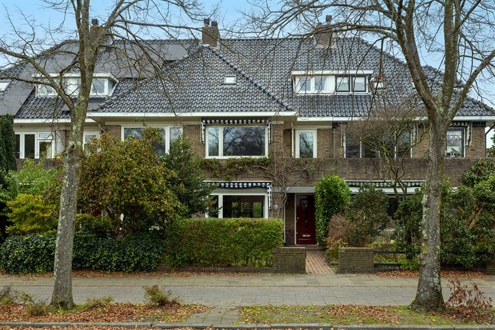Laan van Oud-Poelgeest 14 in Oegstgeest foto