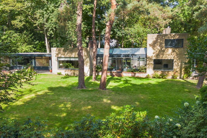 Laan van Rhemen van Rhemenshuizen 1A in Wassenaar foto