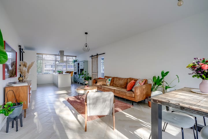 Laan van Vollenhove 2617 in Zeist