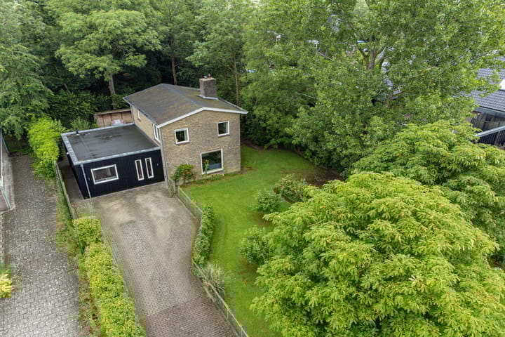 Labadistendyk 9 in Wiuwert foto