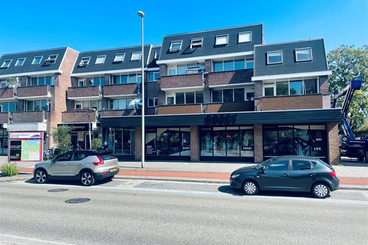 Lambertus Hortensiuslaan 70B in Naarden foto