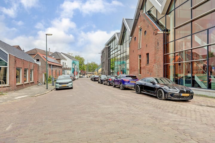 Landstraat 132 in Vlaardingen foto