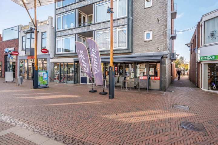 Landstraat 50A in Delfzijl foto