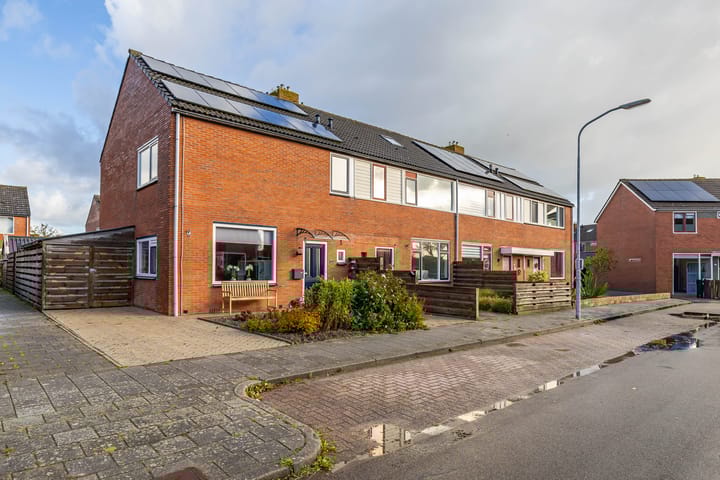 Lange Akker 24 in Uithuizermeeden foto