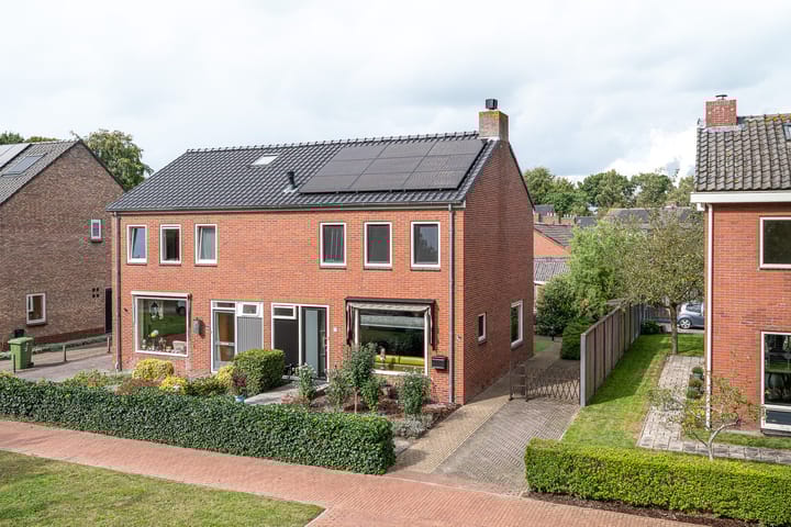 Lange Landweg 5 in Onnen foto