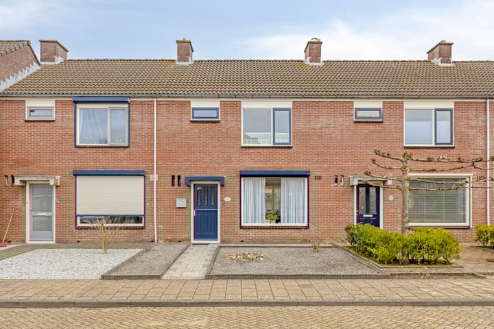 Lange Meten 6 in Nieuw-Vossemeer