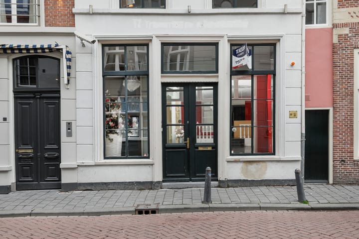 Lange Putstraat 14 in 's-Hertogenbosch foto