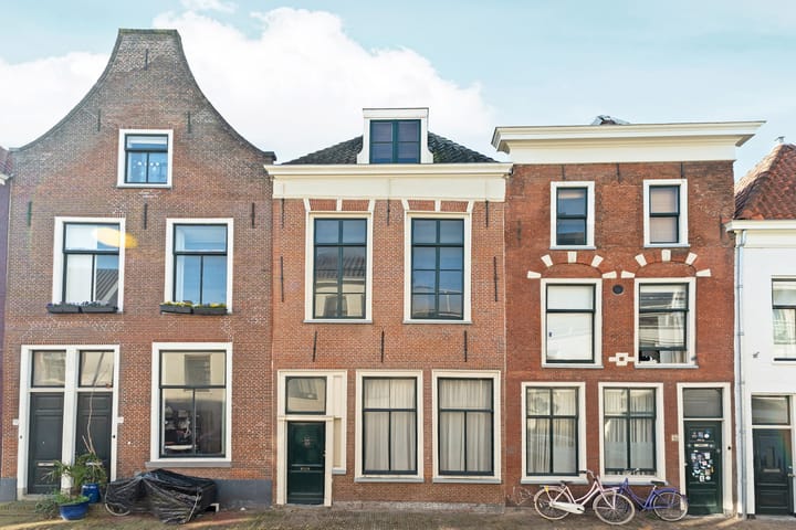 Langebrug 53 in Leiden