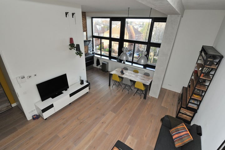 Larenseweg 36A in Hilversum foto