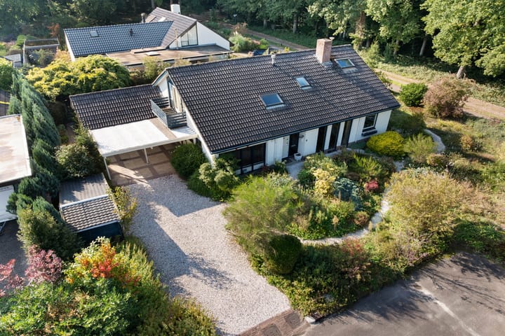 Larikslaan 5 in Exloo foto