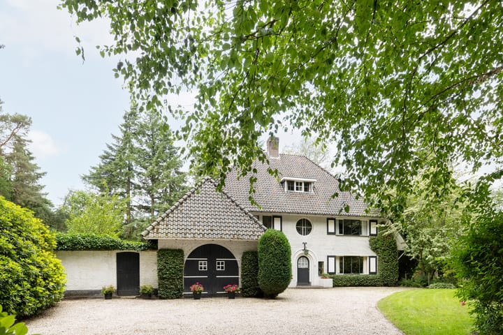 Lassuslaan 2 in Bilthoven foto