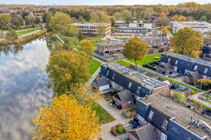 Leemwierde 186 in Almere foto