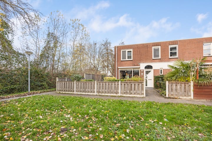 Leemwierde 211 in Almere foto