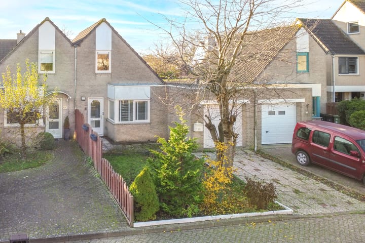 Leenderbos 28 in Purmerend foto