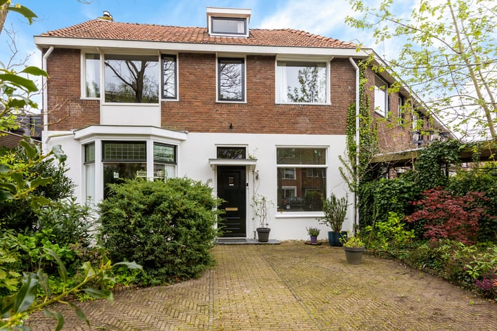 Leeuwerikstraat 43 in Leeuwarden foto