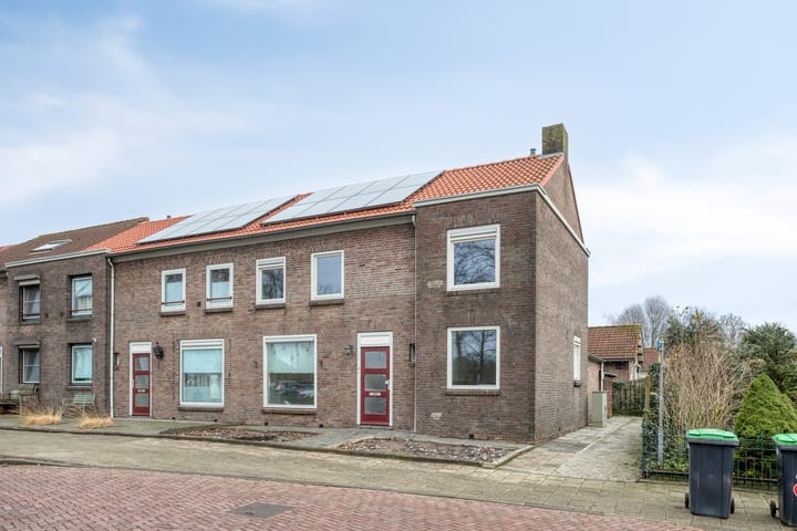 Leeuwstraat 56 in Volkel