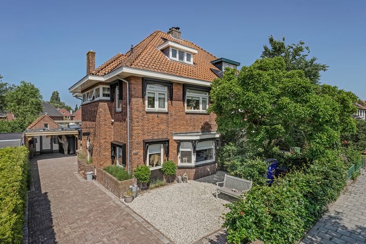 Leidseweg 277 in Voorschoten foto