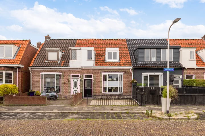 Leliestraat 27 in Leeuwarden foto