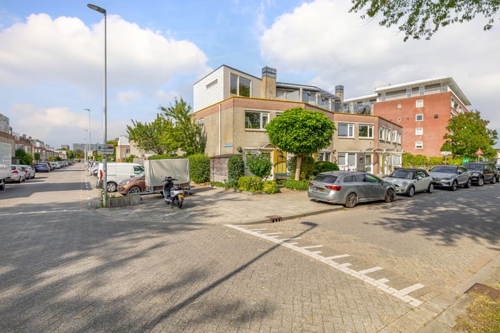 Lena Blok-Woutsstraat 19 in Rotterdam foto