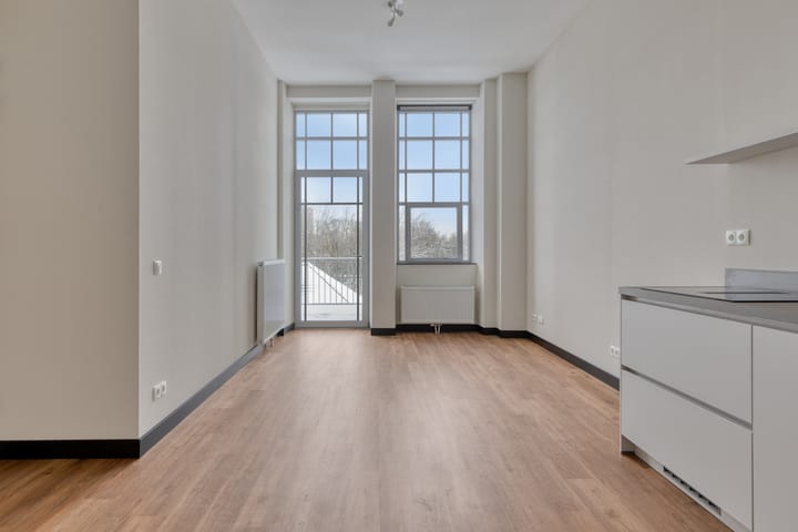 Leo Lashleylaan 50B in Rotterdam foto