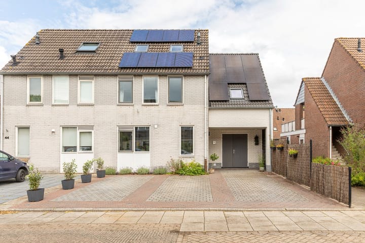 Leuvenstein 42 in Kesteren foto