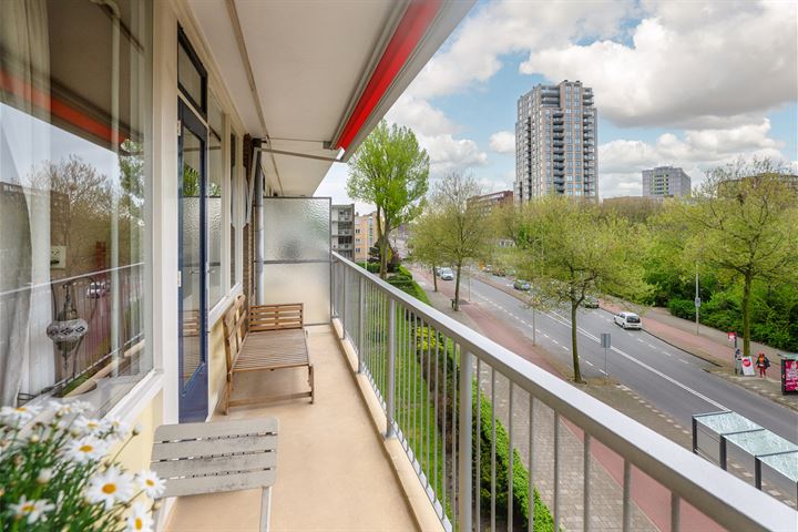 Leyweg 98 in 's-Gravenhage foto