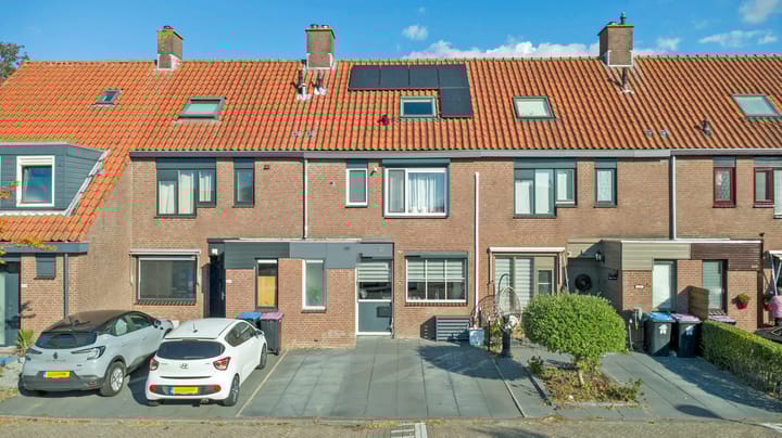 Foto van woning Libelleveen 245, Spijkenisse