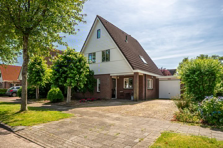 Lichte 18 in Sintjohannesga foto