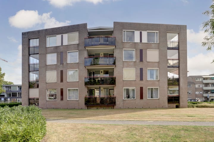 Lidwinahof 16 in Best foto