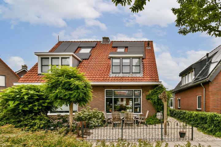 Liezeweg 4 in Haastrecht foto