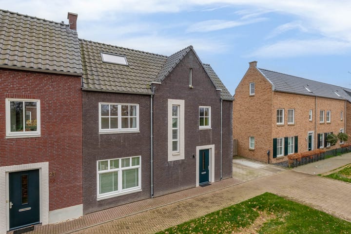 Ligtsedreef 22 in Nuenen foto