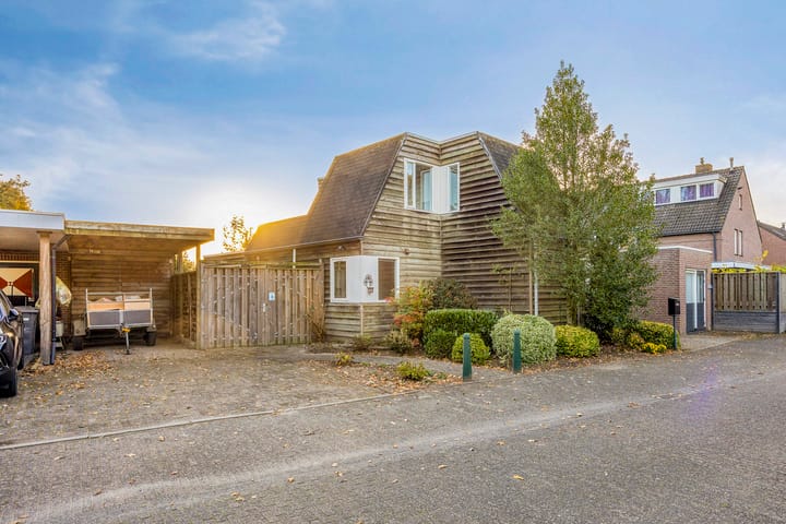 Lijsterbesdreef 5 in Heeswijk-Dinther foto