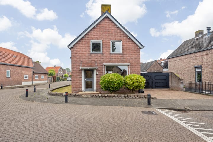 Lijsterstraat 4 in Zundert foto