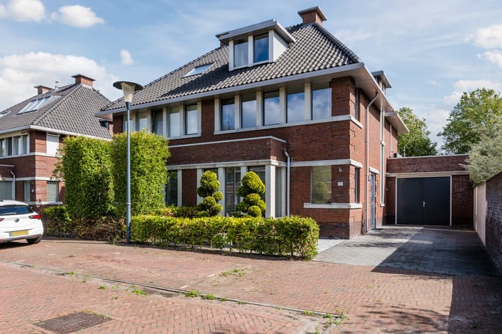 Lindehof 30 in Helmond foto
