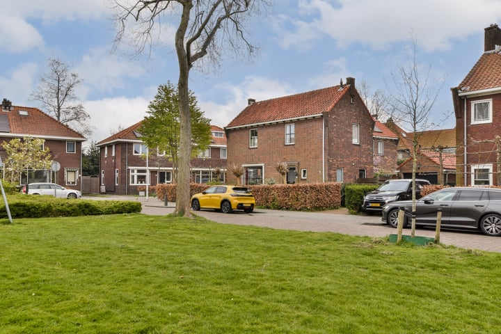 Lindenlaan 1 in Zaandijk foto