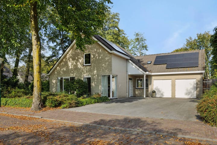 Lindenlaan 23 in Heesch foto