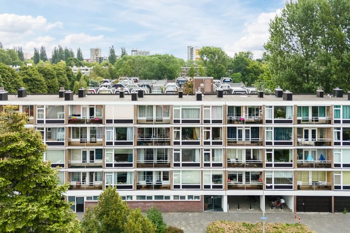 Lindenlaan 567 in Amstelveen foto