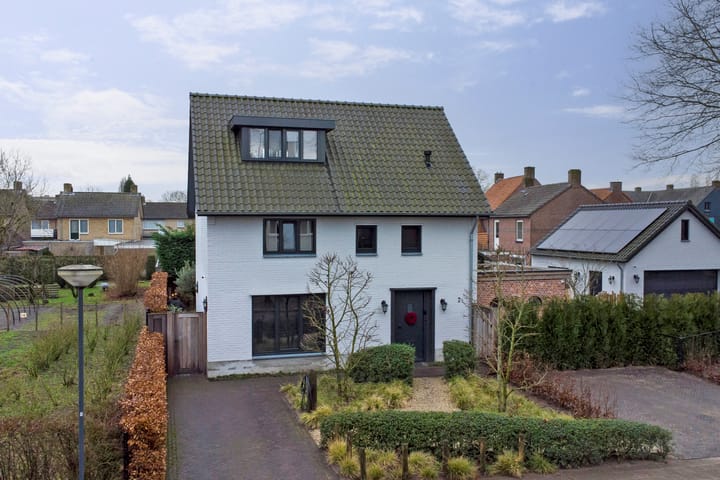 Lindestraat 2 in Reusel foto