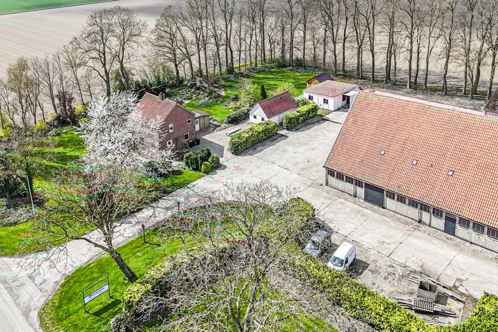 Lindeweg 21 in Luttelgeest foto