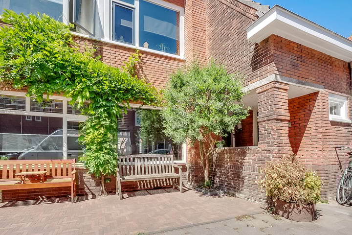 Linnaeusstraat 64 in Utrecht foto