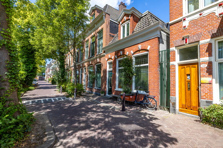 Lodewijkstraat 12 in Groningen foto